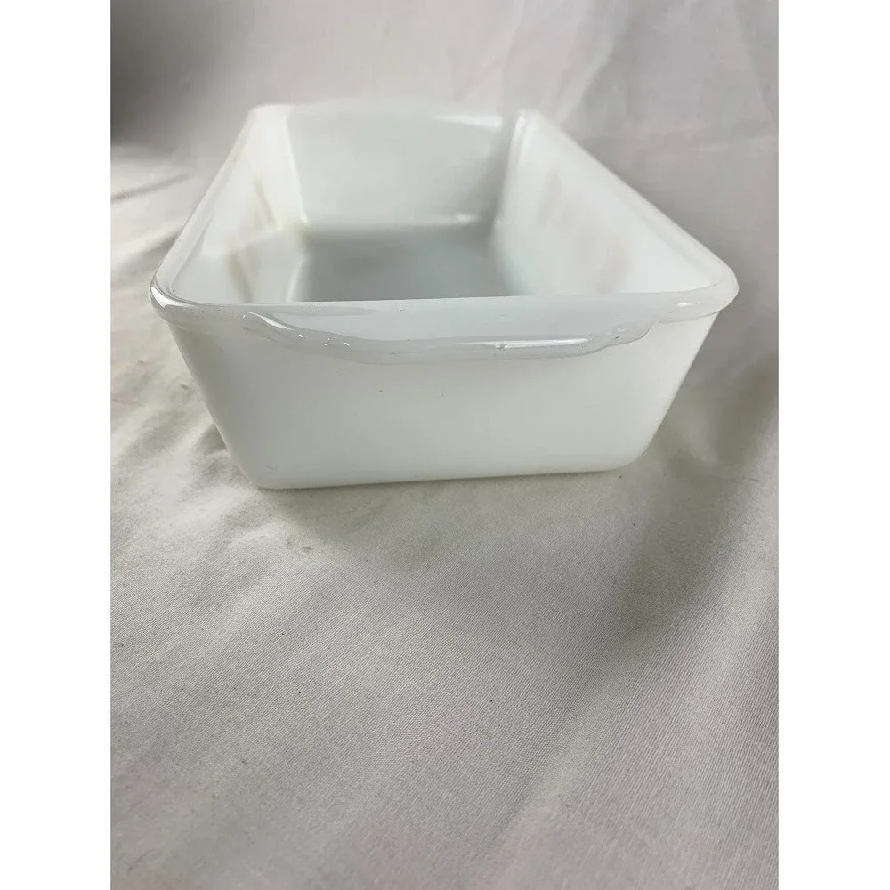 Vintage Fire King Harvest Wheat 1 QT Baking Dish Oven made in usa milk glass 409
